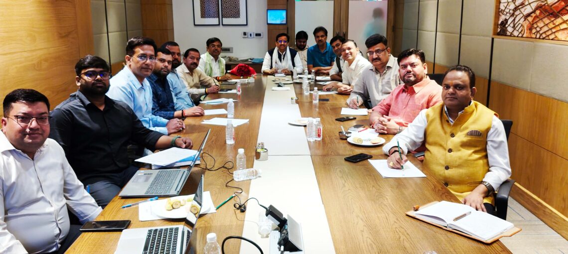 उत्तर प्रदेश बनेगा उद्योग क्रांति का केंद्र: जनवरी 2026 में लॉन्च होगा प्रदेश का पहला इंडस्ट्री फैसिलिटी सेंटर पोर्टल