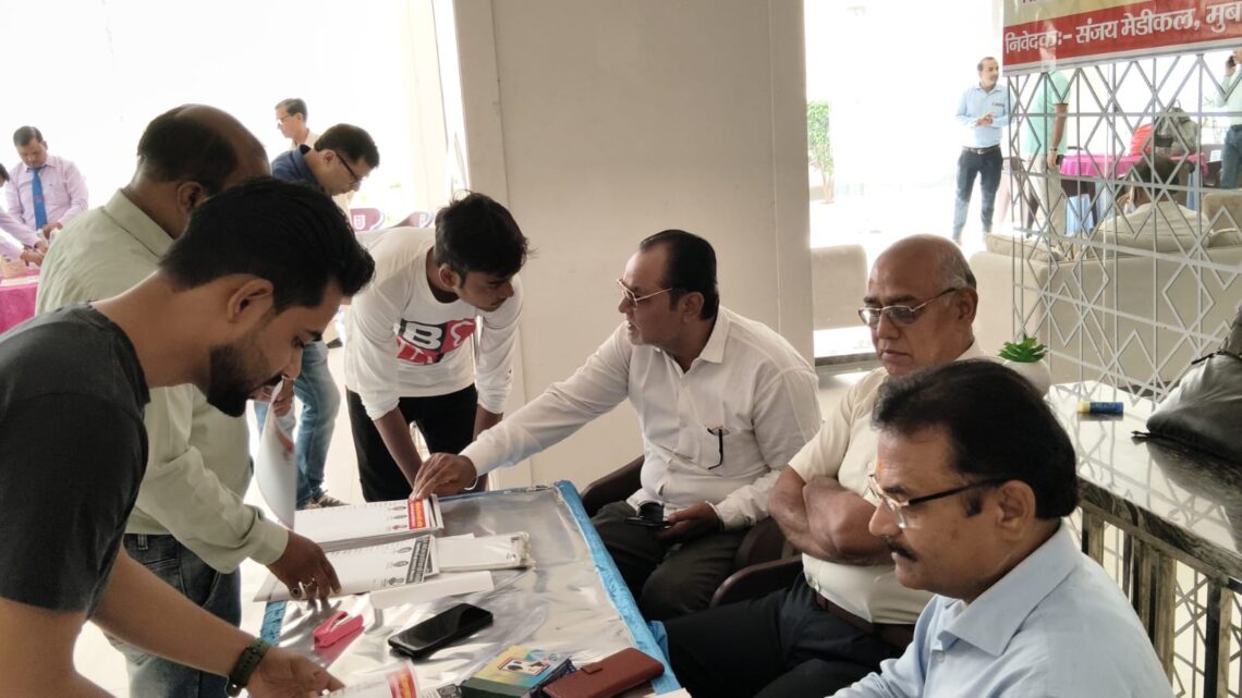 शंकर ग्रीन हाइट्स में निःशुल्क मेडिकल कैंप में 255 लोगों ने लाभ लिया