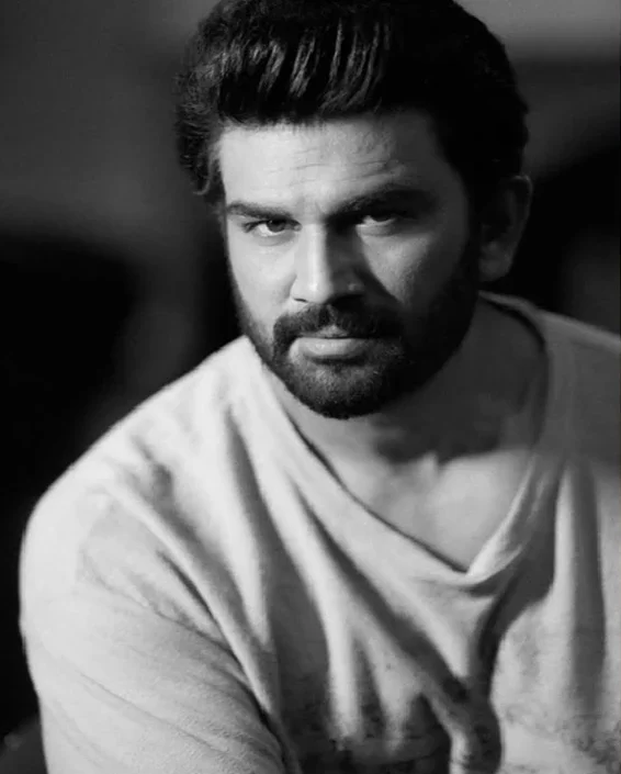 अभिनेता शरद केलकर आज मना रहे हैं 49वां जन्मदिन, एक्टिंग और आवाज से जीता दर्शकों का दिल