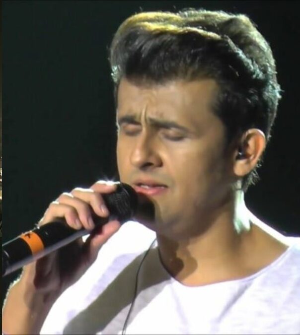 सोनू निगम को इंदौर में मिला राष्ट्रीय लता मंगेशकर सम्मान