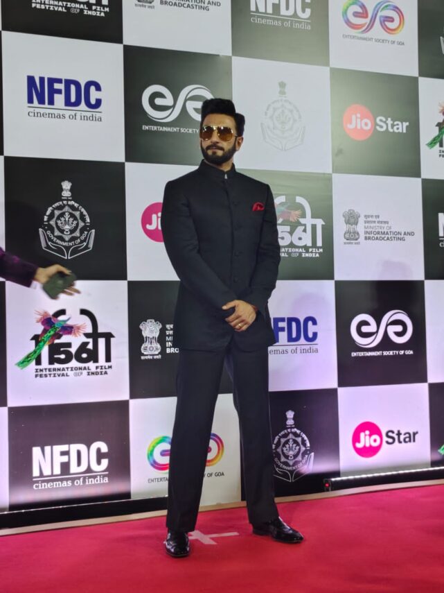 56वें भारतीय अंतर्राष्ट्रीय फिल्म महोत्सव (IFFI) के समापन समारोह में रणवीर सिंह ने प्रमोट की अपनी फ़िल्म ‘धुरंधर’