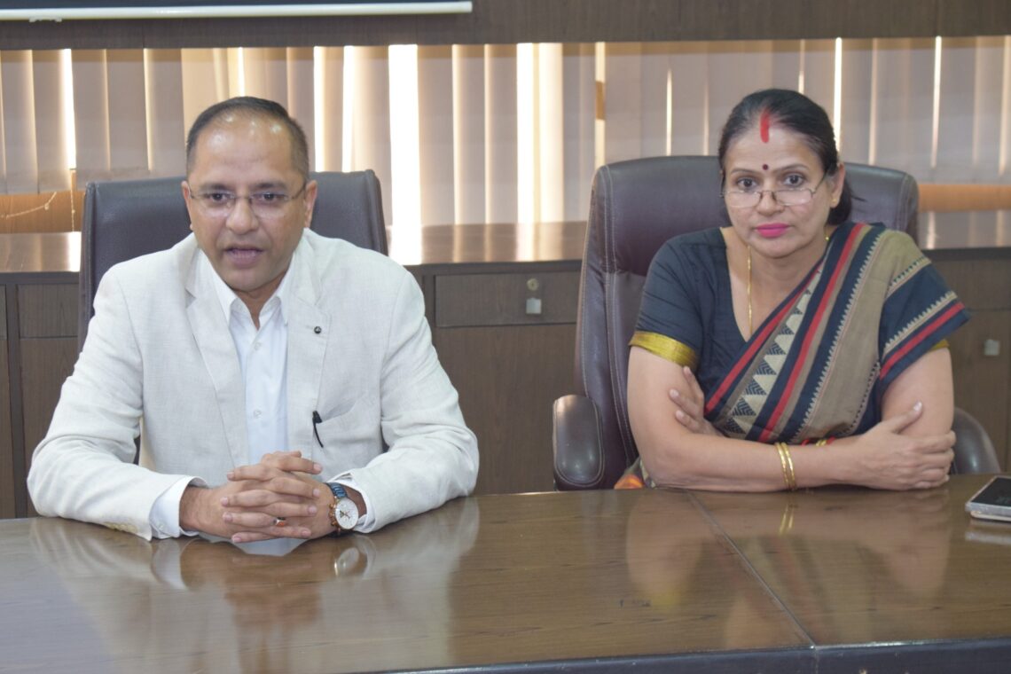 शारदा विश्वविद्यालय आगरा में ‘प्रिंसिपल्स’ कॉन्क्लेव 2025: शिक्षा में नवाचार और कौशल विकास का नया अध्याय