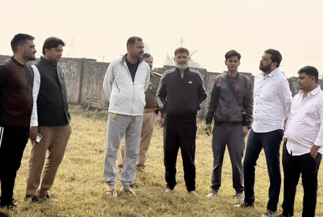 विधायक प्रकाश नें जड़ों चौंके छक्के की किया व्यवस्था:खुरहंड में बनेगा स्टेडियम।