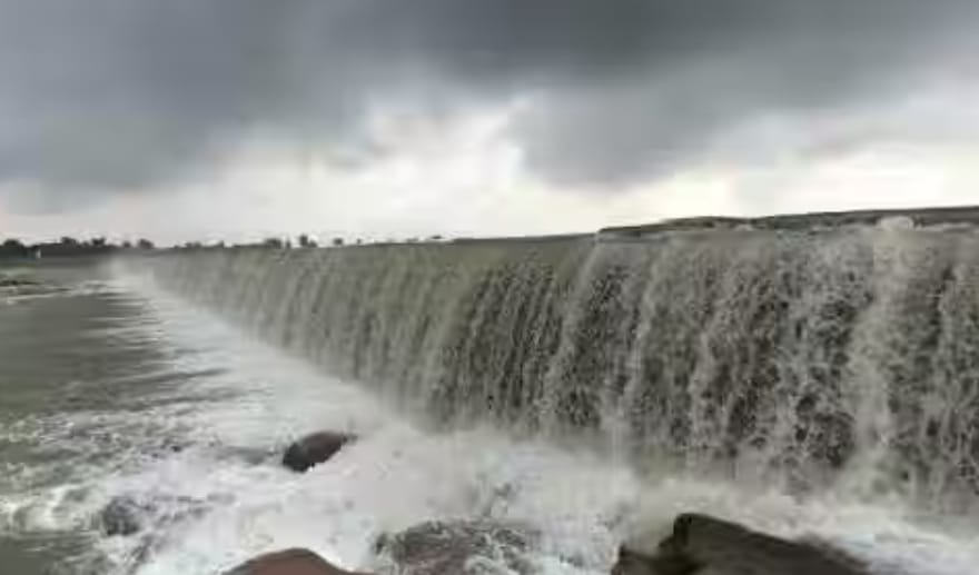 बरियारपुर बांध की मरम्मत से तकनीकी समिति ने मुंह मोड़ा : हो नया निर्माण