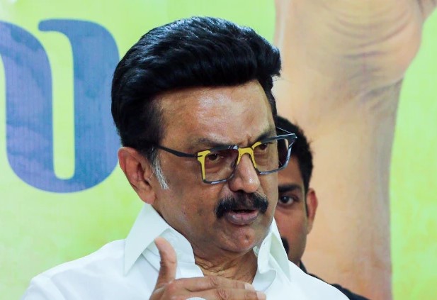 एमके स्टालिन ने सर्वदलीय बैठक में सुप्रीम कोर्ट जाने का प्रस्ताव पारित किया, SIR के खिलाफ सभी दलों से एकजुटता की अपील