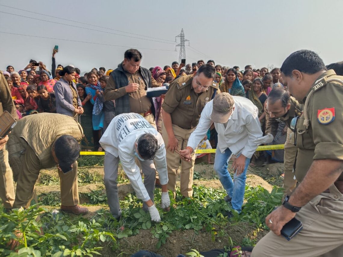 चार दिन से लापता छात्र की दर्दनाक हत्या, आलू की फसल में मिला शव