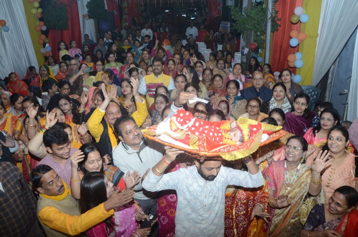 नंद घर आनंद भयो जय कन्हैया लाल की, नंदोत्सव के उल्लास की गूंज, कृष्ण जन्मोत्सव में भक्ति और आनंद का अद्भुत संगम