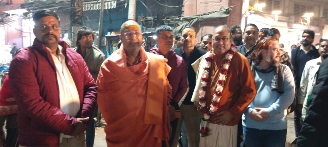 एक परिक्रमा में समस्त तीर्थों का पुण्य, श्री मनकामेश्वर धाम में बंटी सर्व तीर्थ प्रसादी