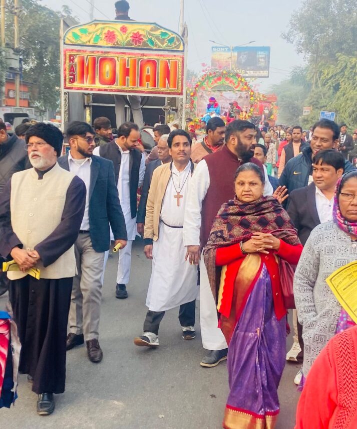 Grand Procession Held in Agra to Mark the Birth of Jesus Christ