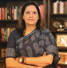 इंडिगो की रिकॉर्ड उड़ान रद्दीकरण पर प्रियंका चतुर्वेदी का हमला—“नागरिक उड्डयन मंत्रालय बंद कर दीजिए अगर यात्रियों की परवाह नहीं”