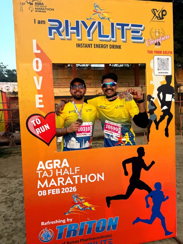 आगरा ताज हाफ मैराथन 2026 में युवाओं का जोश, फिटनेस और स्वास्थ्य का संदेश
