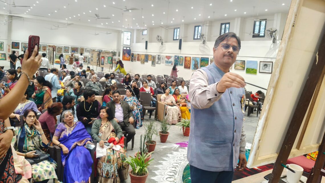 तीन दिवसीय क्षेत्रीय कला प्रदर्शनी का भव्य उद्घाटन