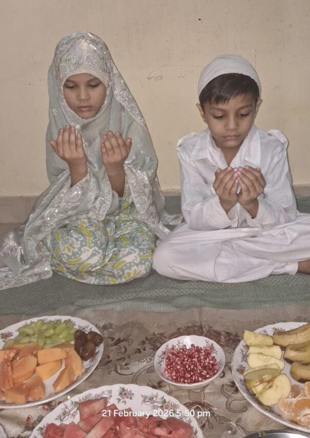 नन्हे रोज़ेदारों का जज़्बा क़ाबिल-ए-तारीफ़