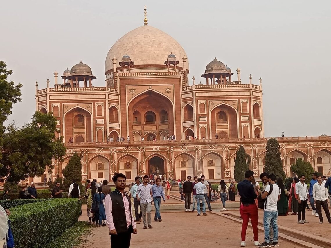 हुमायूँ का मकबरा का इतिहास जानने पहुँची TIMES OF TAJ की टीम