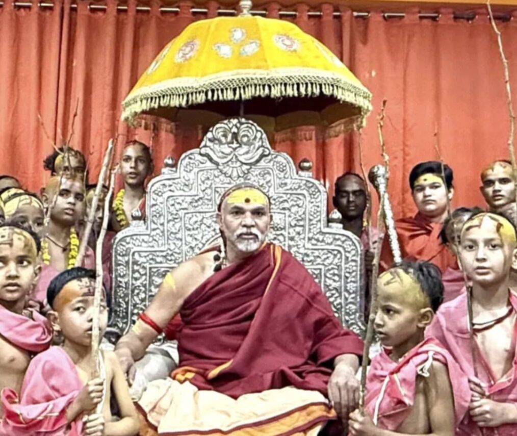 अविमुक्तेश्वरानंद केस में नया मोड़: प्रेस कॉन्फ्रेंस में शख्स का दावा— “झूठा आरोप लगाने का दिया गया लालच”