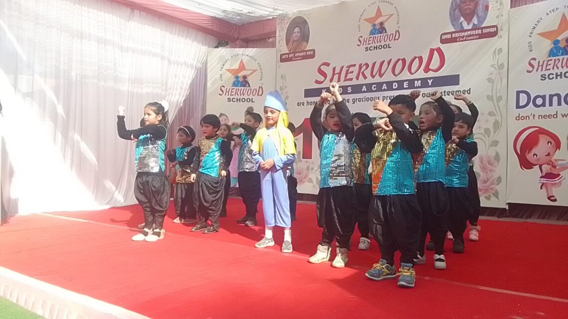 शेरवुड स्कूल में 16वां वार्षिकोत्सव धूमधाम से सम्पन्न