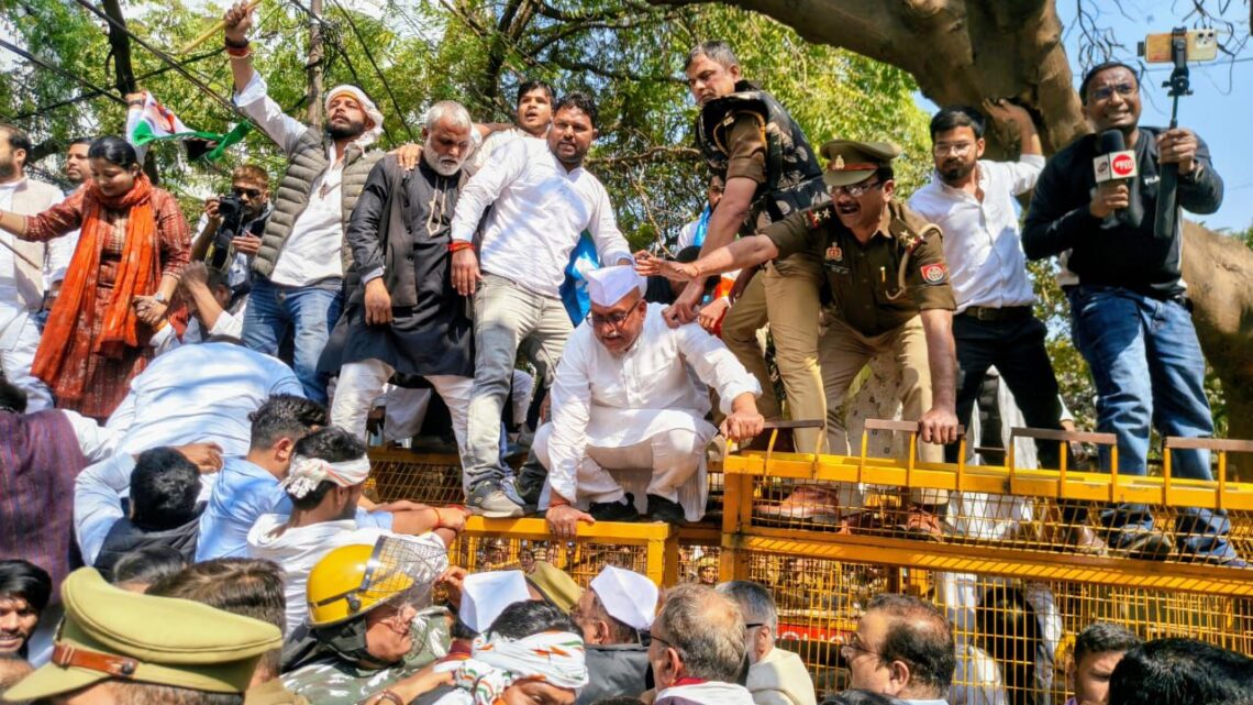 Indian National Congress Stages Protest in Lucknow Over MGNREGA; Leaders Detained After Assembly March