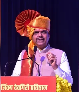 आगरा किला में मना ‘शिव जन्मोत्सव’, सीएम देवेंद्र फडणवीस बोले—आगरा हमारे स्वाभिमान का प्रतीक