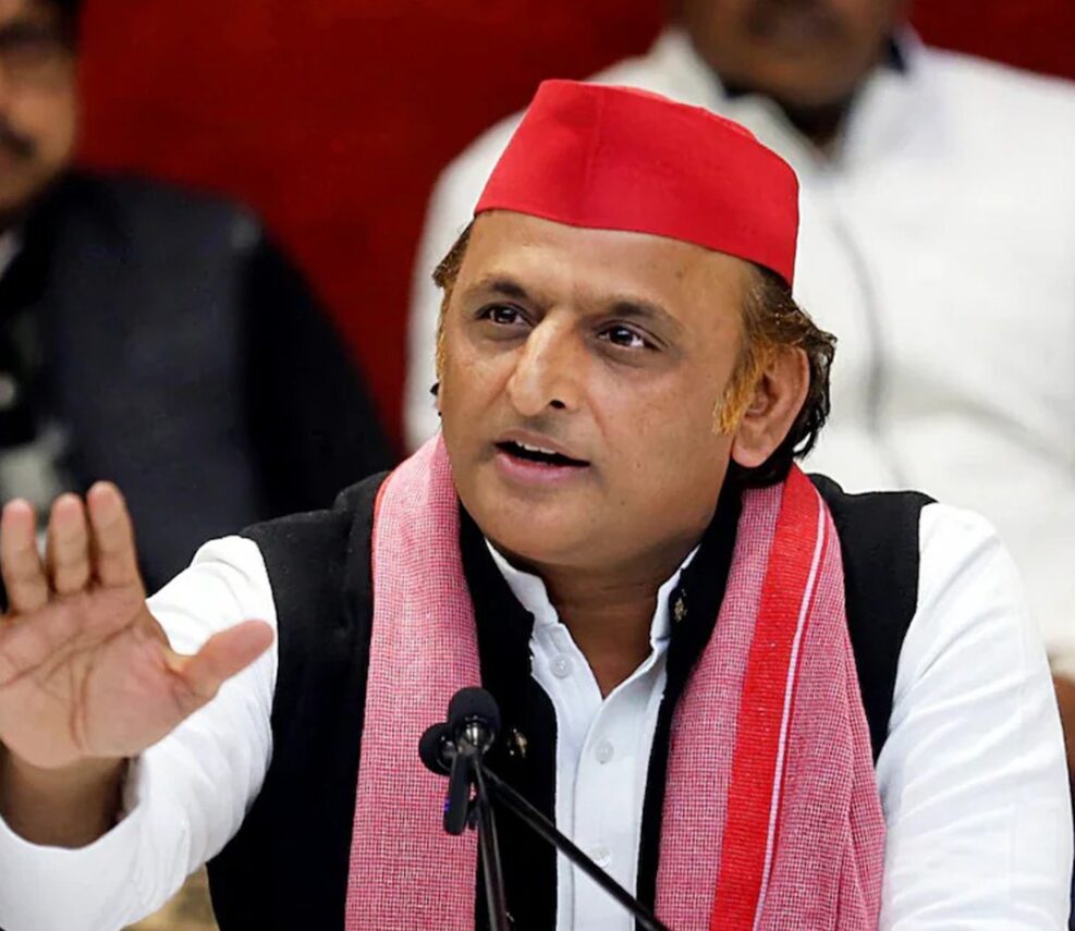 “LPG सिलेंडर महंगा होते ही अखिलेश यादव का वार— ‘जब जाएंगे भाजपाई, तभी घटेगी महंगाई’”
