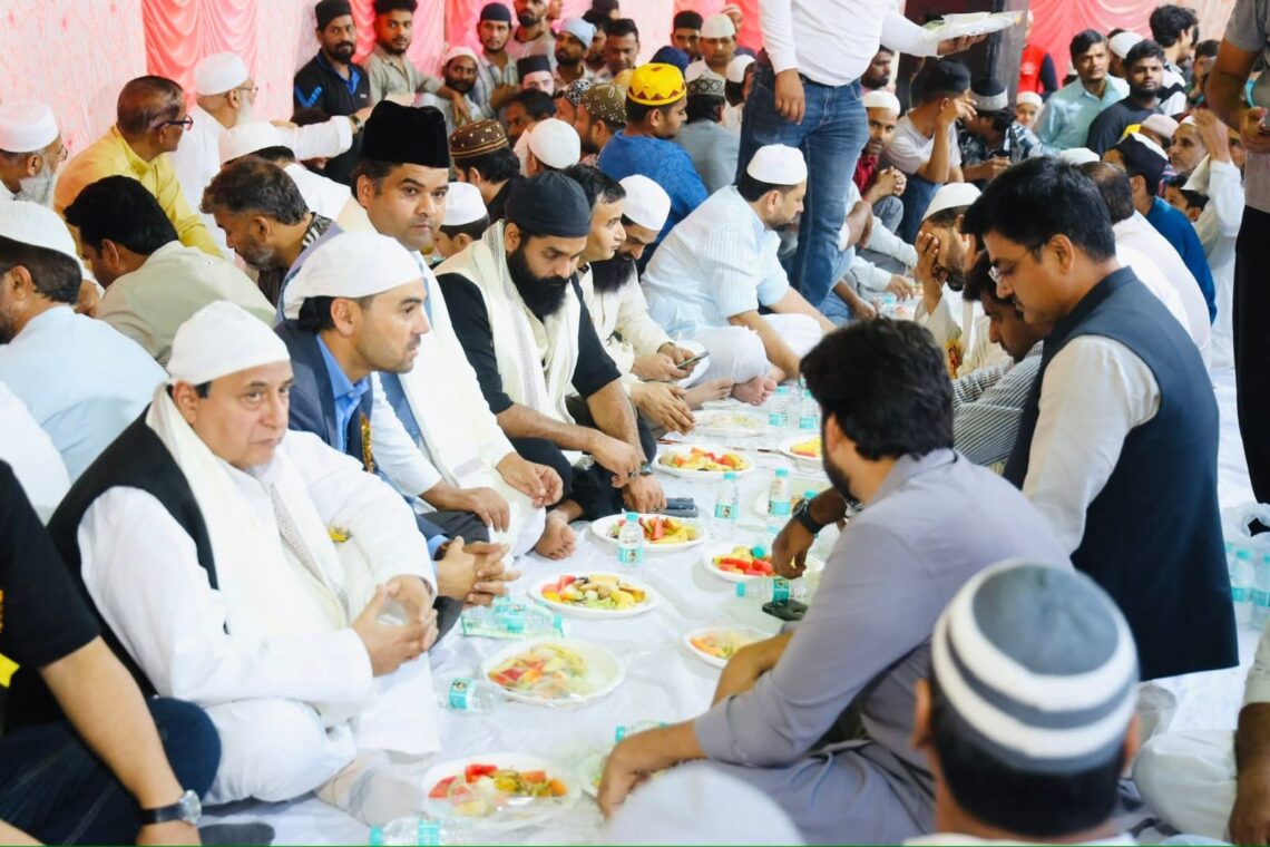 रोज़ा इफ़्तार कार्यक्रम का आयोजन, कांग्रेस अल्पसंख्यक विभाग के नेताओं की मौजूदगी