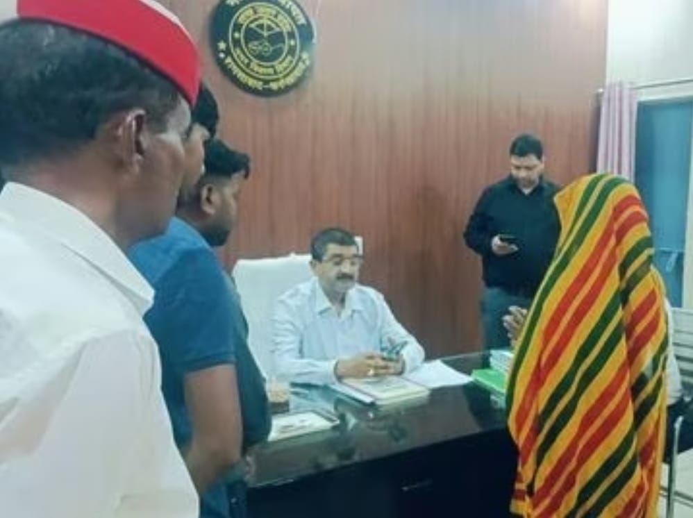 फर्रुखाबाद में डिजिटल जनगणना 2027 को लेकर बैठक, अधिकारियों को दिया गया प्रशिक्षण