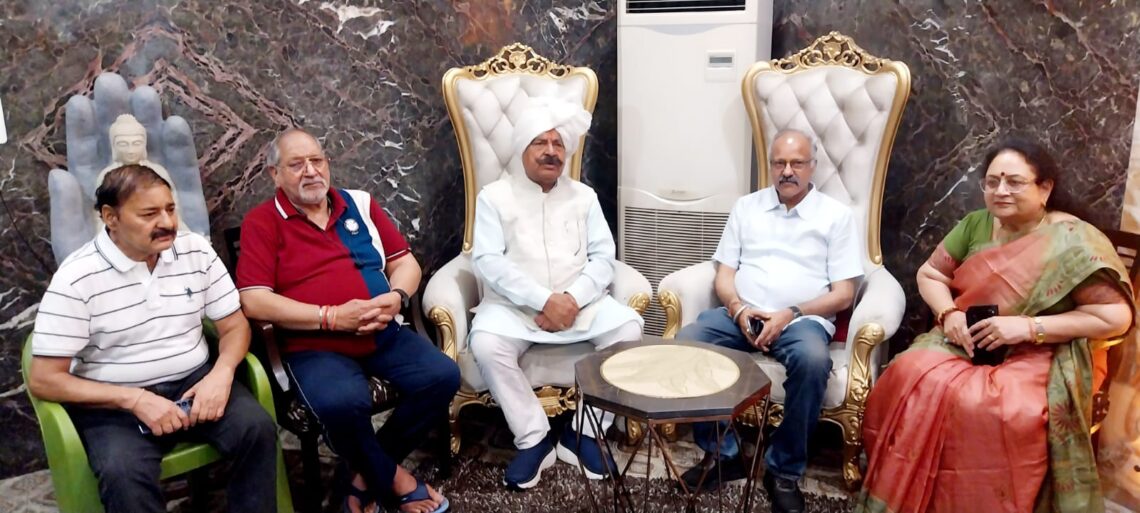 जनप्रतिनिधि चाहें तो हर कार्य संभव: चौधरी उदयभान सिंह