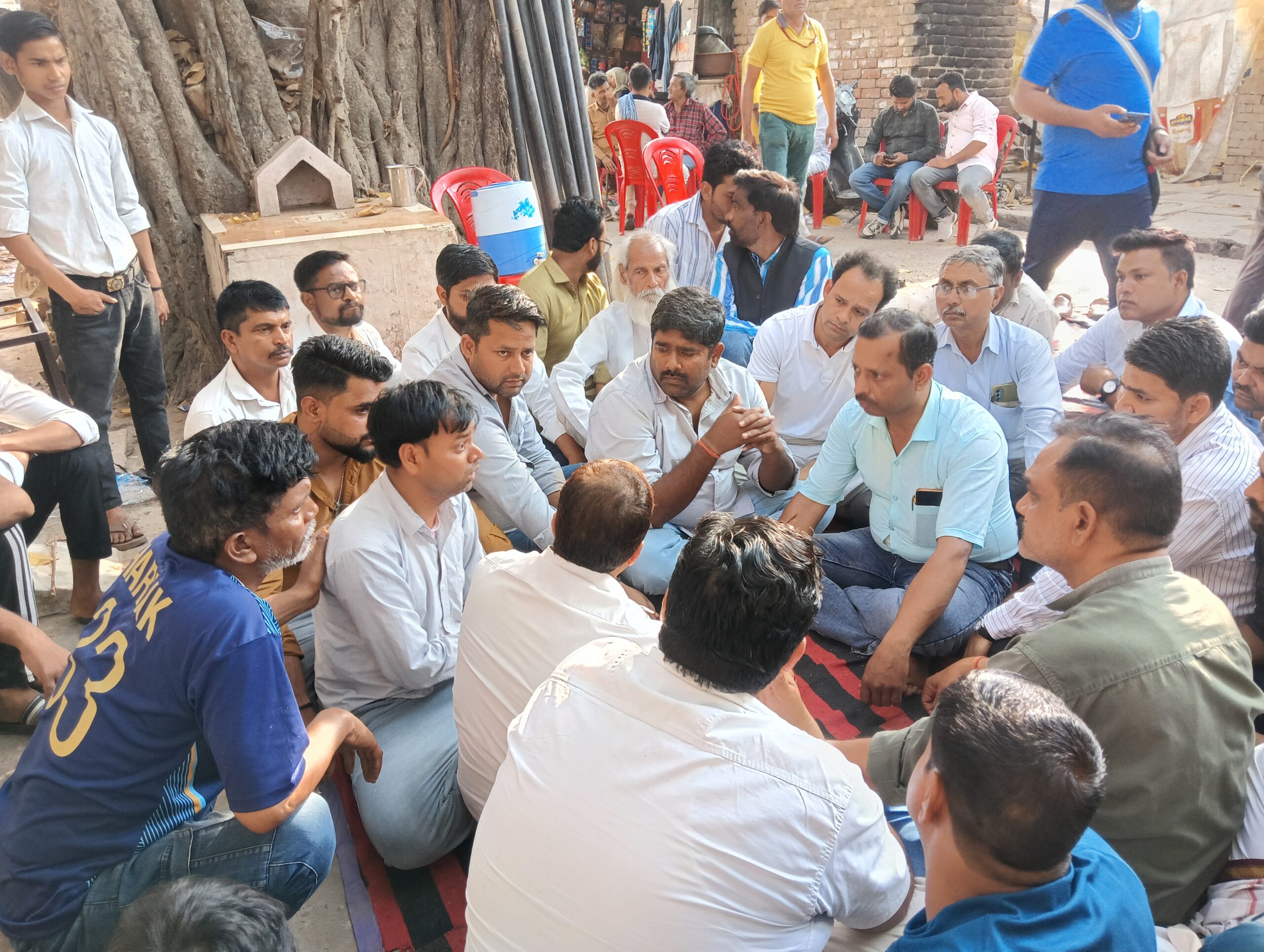मासूम प्रज्ञा के परिजनों से मिला कांग्रेस प्रतिनिधिमंडल, जताई गहरी संवेदना