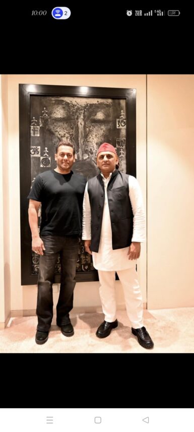 मुंबई में क्रिएटिव इकोनॉमी समिट के बाद सलमान खान से मिले सपा अध्यक्ष अखिलेश यादव