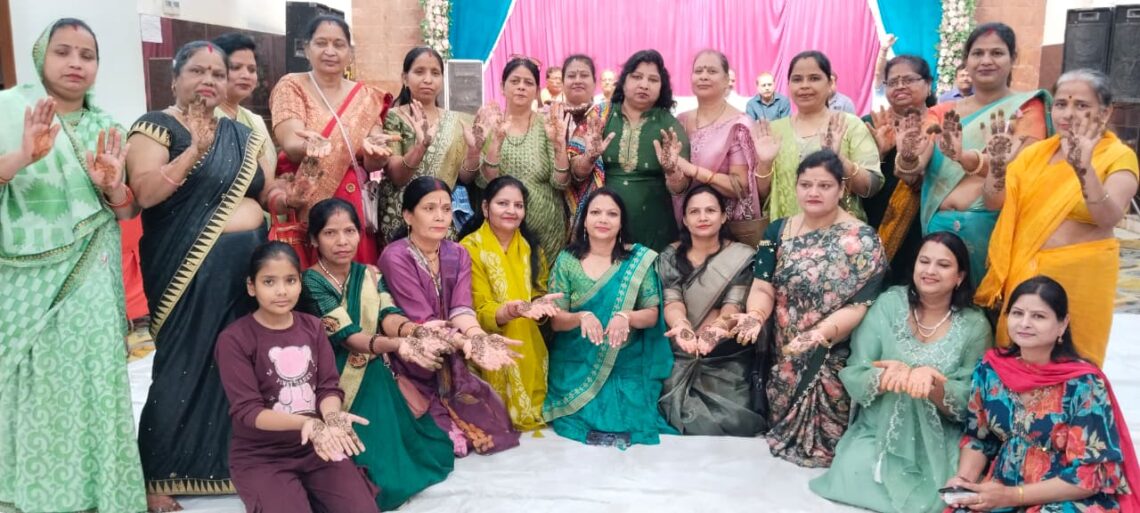 श्याम नाम की मेहंदी से सजी श्रद्धा, भजनों पर झूमे भक्त, श्याम मनहर संकीर्तन श्रृंखला में भक्ति का रंग