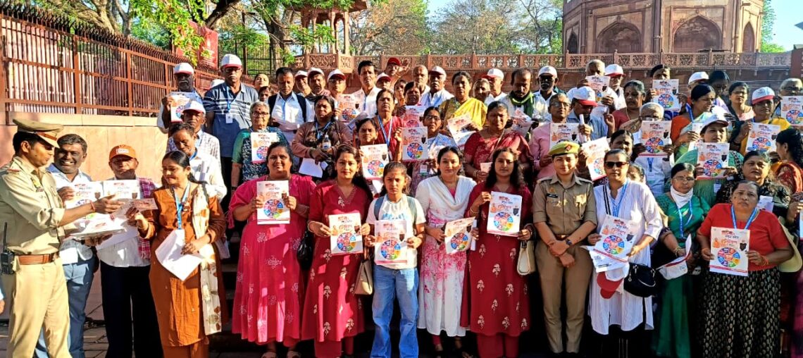 “ऑपरेशन टूरिस्ट डिलाइट: ताजमहल पर सैलानियों को मिल रही सुरक्षा, सम्मान और संस्कृति का अनोखा अनुभव”