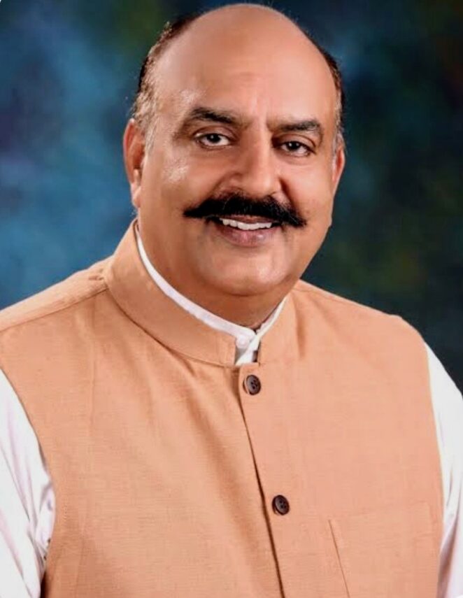 सूखे तालाबों का कराएँ जीर्णोद्धार, डार्क हुए 12 ब्लाकों में फिर आएगी बहार