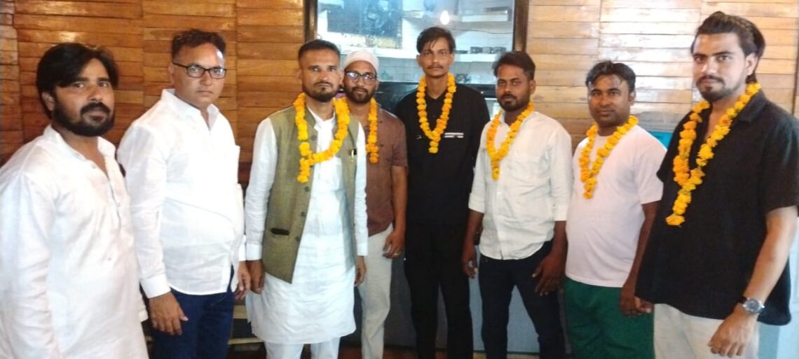 बसपा छोड़कर AIMIM में शामिल हुए कई कार्यकर्ता, संगठन को मिली मज़बूती