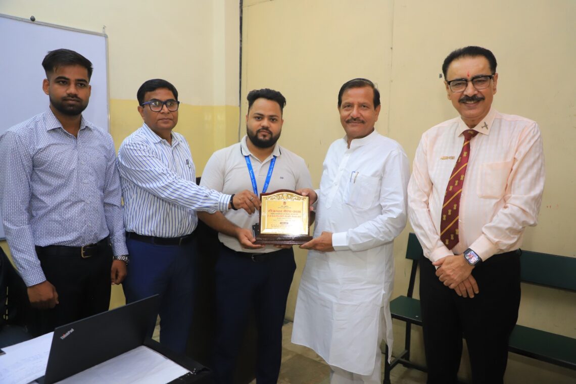 रोज़गार मेला 2026: डॉ. एमपीएस ग्रुप में 30 से अधिक कंपनियों ने दिए रोज़गार के अवसर, केंद्रीय मंत्री व विधायक ने बांटे नियुक्ति पत्र