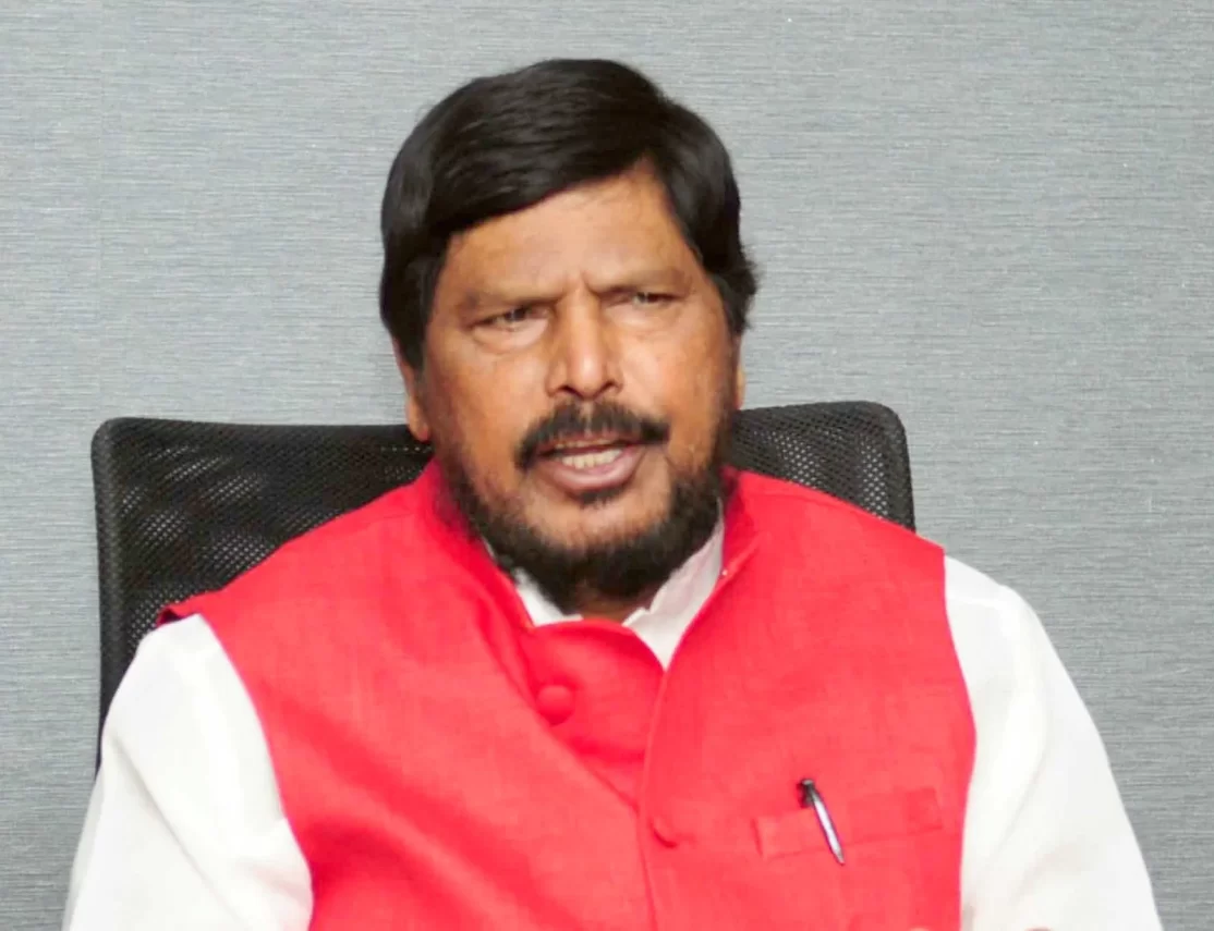 RPI (आठवले) ने भाजपा से मांगी 4-5 सीटें, नहीं मिलीं तो 25 सीटों पर लड़ेगी चुनाव