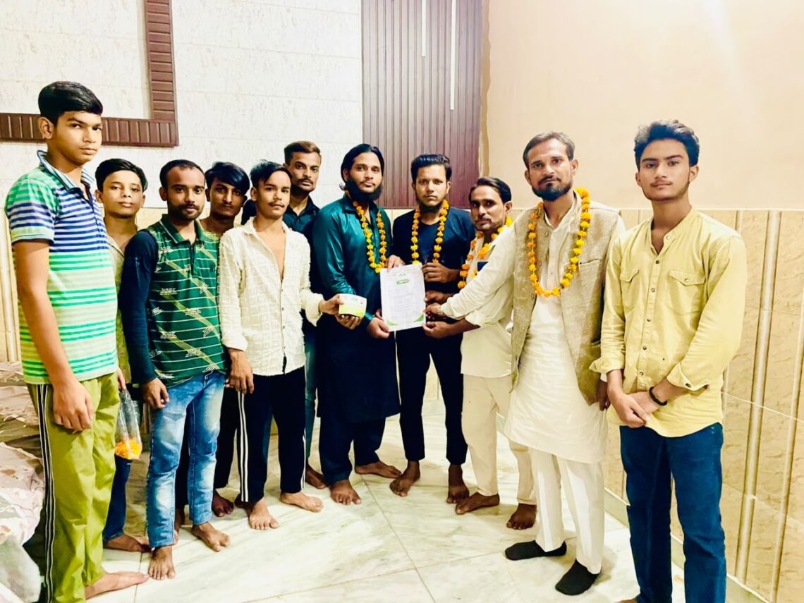 जटपुरा लोहामंडी में AIMIM नेताओं का जोरदार स्वागत, दो लोगों ने ग्रहण की पार्टी की सदस्यता