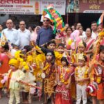 200 भैया-बहनों ने निकाली भव्य कावड़ यात्रा, हर-हर महादेव के जयघोष से गूंजा आगरा