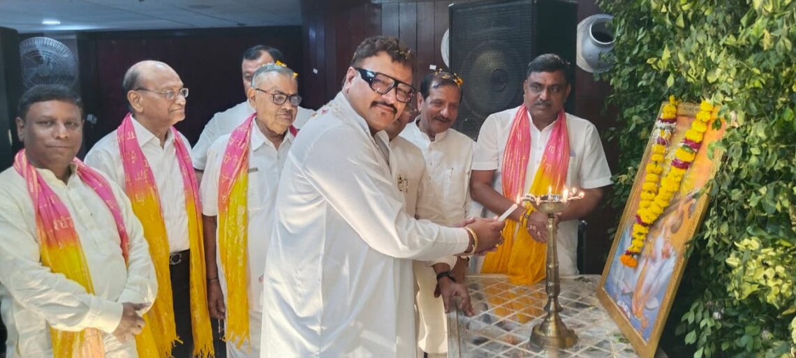 आदर्श मंडी का सपना अधूरा, सड़क-सफाई और आवागमन की समस्याओं से जूझ रहा मोतीगंज बाज़ार