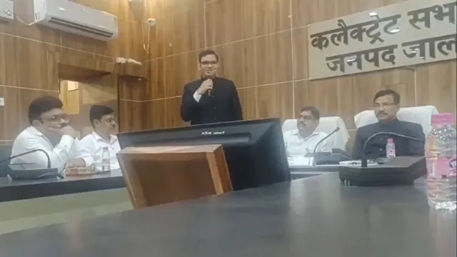 आईएएस अधिकारी रिंकू सिंह राही के भगत सिंह पर बयान से विवाद की आशंका, बोले—‘आज के हिसाब से बेवकूफ और बेकार बच्चे थे’