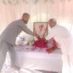 स्वर्गीय शीतल प्रसाद ठाकुर को मिर्जा मुकर्रम बेग ने दी श्रद्धांजलि