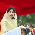 2027 के चुनावी रण में सपा का नया दांव, डिंपल यादव को फ्रंट पर लाने की तैयारी