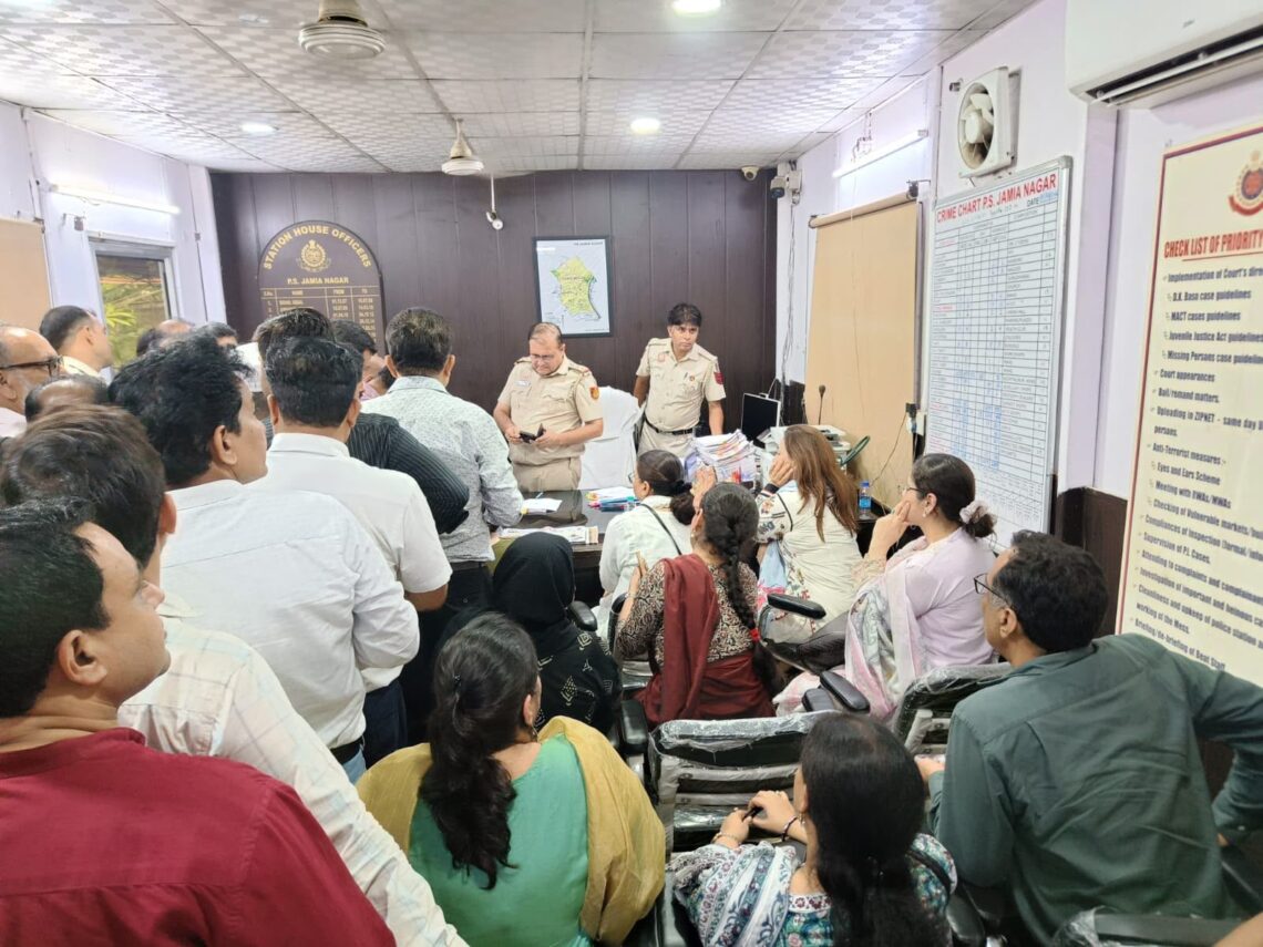 جامعہ کے رجسٹرار کے خلاف مبینہ جھوٹے پروپیگنڈے پر چھ افراد کے خلاف ایف آئی آر کا مطالبہ