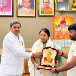 भाजपा ब्रज क्षेत्र प्रभारी गीता शाक्य का कासगंज में भव्य स्वागत, विभिन्न सत्रों में संगठनात्मक बैठकों को किया संबोधित