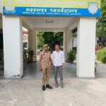 ताजमहल के पश्चिमी गेट पर विदेशी पर्यटक से अवैध धनराशि मांगने का आरोप, एक गाइड गिरफ्तार