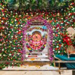 रंग-बिरंगे पुष्पों की बगिया में विराजे श्याम बाबा, जन्माष्टमी पर उमड़ा आस्था का सैलाब