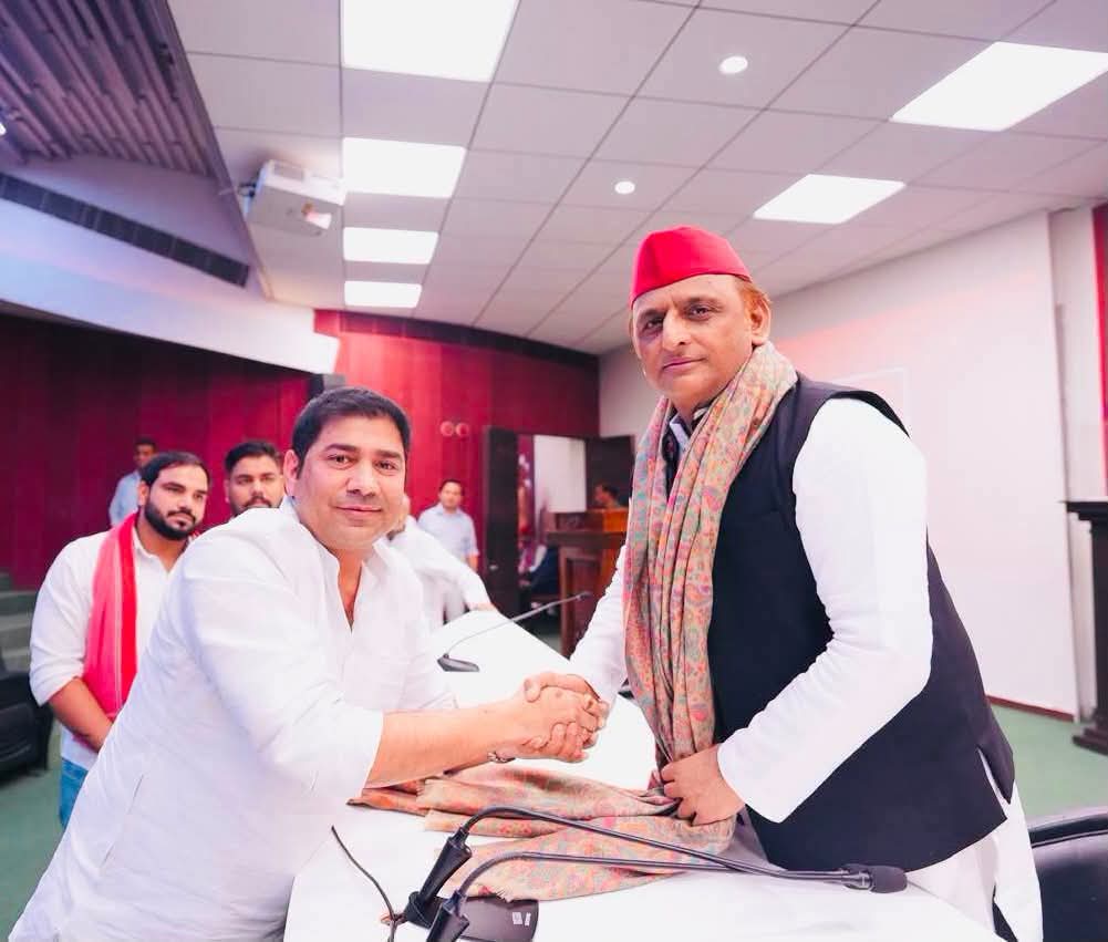 गौतमबुद्ध नगर से उठी साइकिल की लहर, 2027 में फिर अखिलेश का परचम लहराएगा: कुंवर नादिर शाह