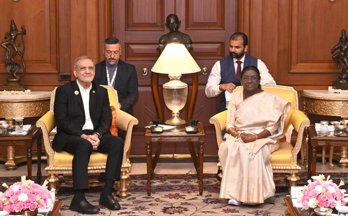 ईरान के राष्ट्रपति मसूद पेज़ेश्कियान ने राष्ट्रपति द्रौपदी मुर्मु से की मुलाकात