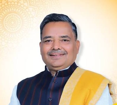 यूपी के पर्यटन मंत्री जयवीर सिंह स्वाइन फ्लू की चपेट में, सरकारी आवास में आइसोलेट