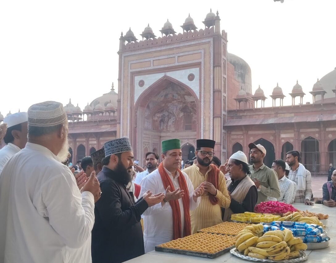 Monthly Chhathi Sharif of Khwaja Gharib Nawaz Celebrated with Devotion at Dargah Salim Chishti