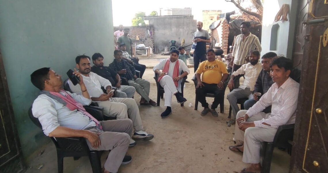 बुलंदशहर सदर में सपा का जनसंपर्क तेज, कुंवर नादिर शाह ने प्रमेंद्र भाटी के पक्ष में मांगे वोट