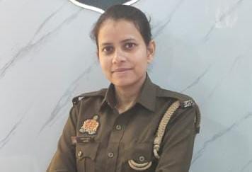 आगरा में महिला कांस्टेबल की संदिग्ध परिस्थितियों में मौत, सरकारी आवास में मिला शव; पुलिस जांच में जुटी